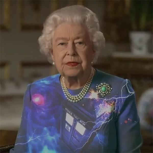 Queen Elizabeth Speech In A Green Outfit: Hilarious Tweets (35 pics)