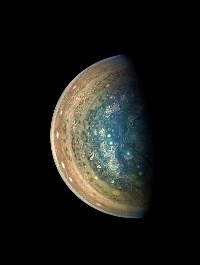 NASA Jupiter Photos By Juno Spacecraft (44 pics)