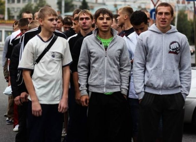 How Old Are These People? (19 pics) How Old Are These People? (19 pics)