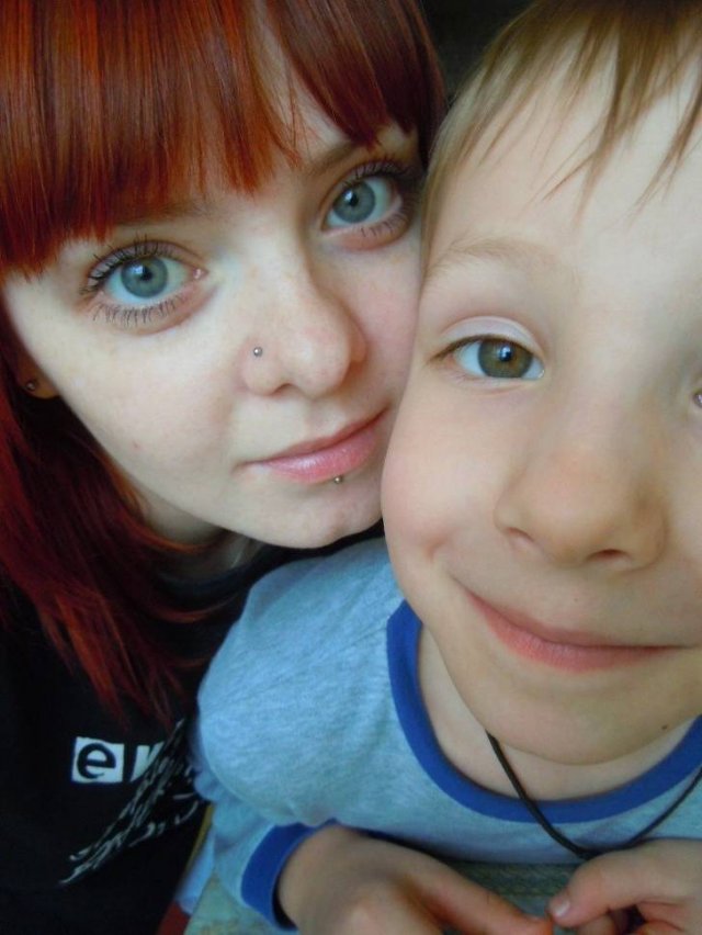 How Old Are These People? (19 pics) How Old Are These People? (19 pics)