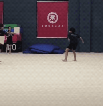 Wholesome GIFs (25 gifs)