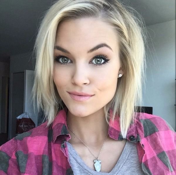 Girls In Flannel (48 pics)