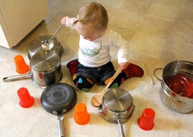 Living With Children (33 pics)