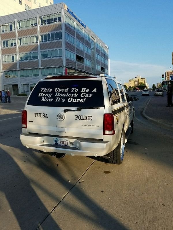 Police Humor (52 pics)