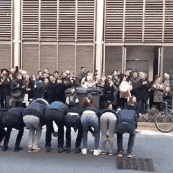 Acid Gifdump, April 17 (25 gifs)