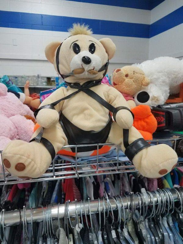 Thrift Shops Treasures (31 pics)