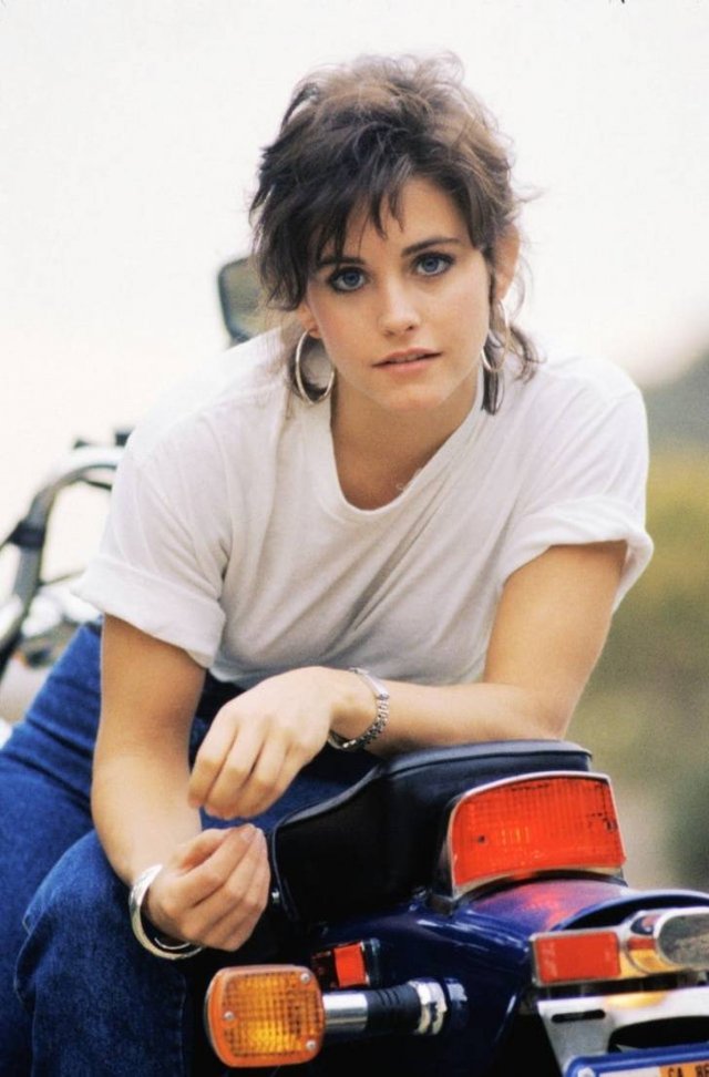 Old Celebrity Photos (31 pics) Old Celebrity Photos (31 pics)
