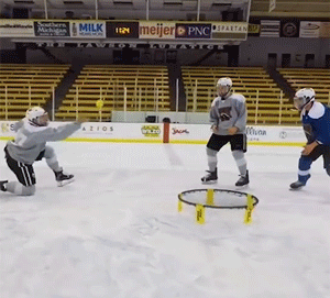 Spikeball GIFs (20 gifs)