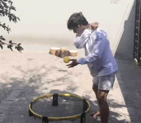 Spikeball GIFs (20 gifs)