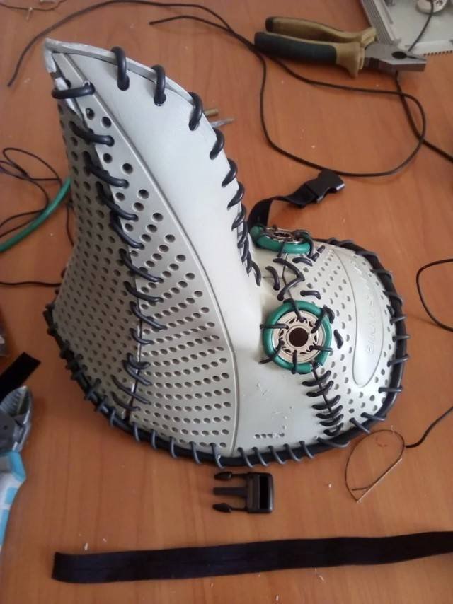 DIY Protecting Mask (15 pics)