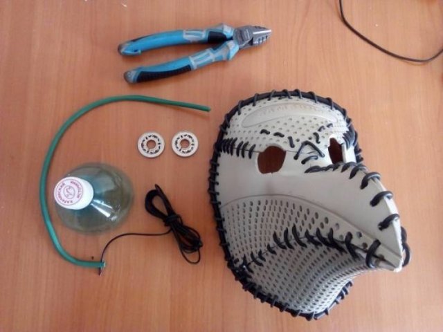 DIY Protecting Mask (15 pics)