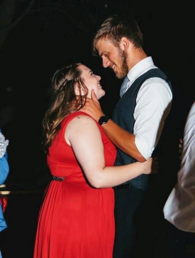 True Love Can Stand Any Challenges (14 pics)