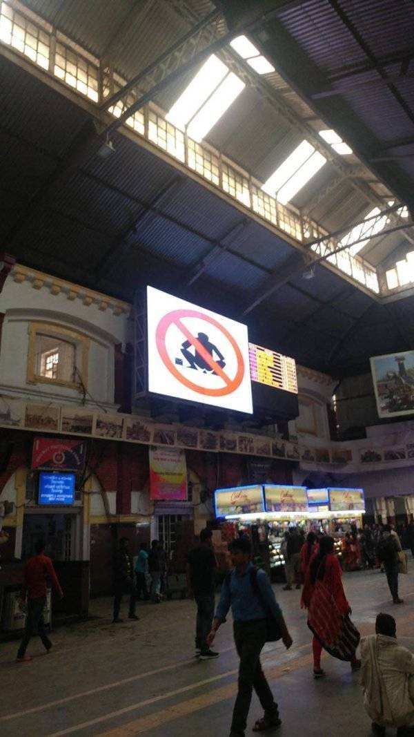 Strange Signs (35 pics)