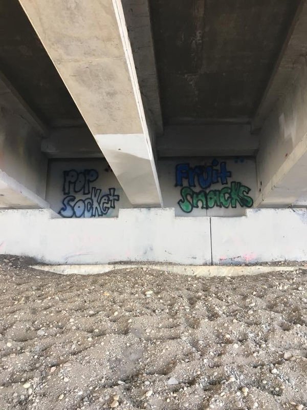Wholesome Graffiti (34 pics)