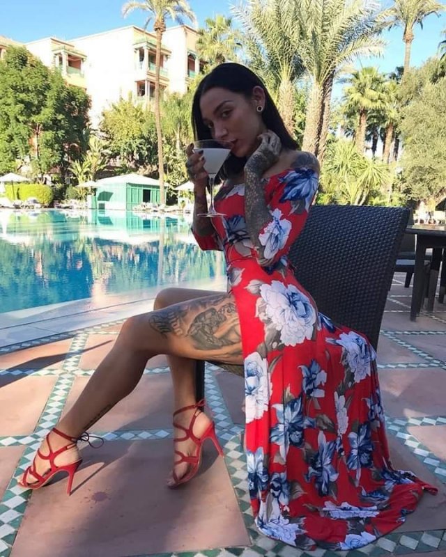 Tattooed Girls (56 pics)