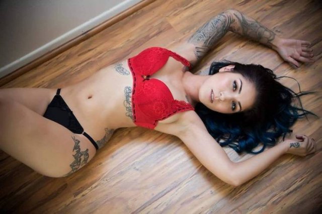 Tattooed Girls (56 pics)