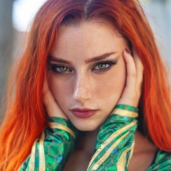 Girls With Freckles (32 pics)