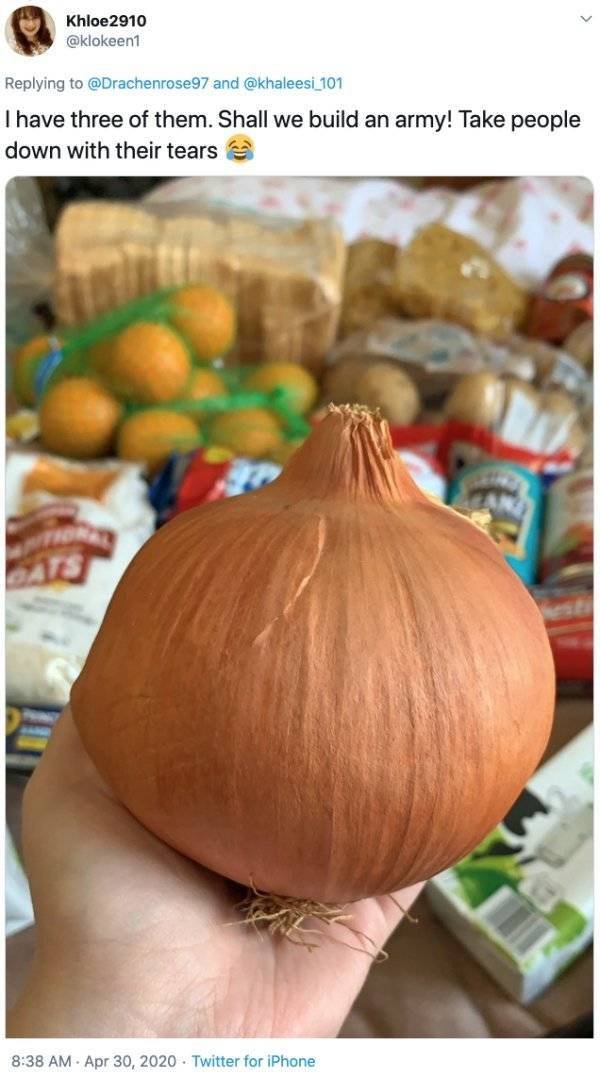 Giant Fruits And Vegetables (31 pics)
