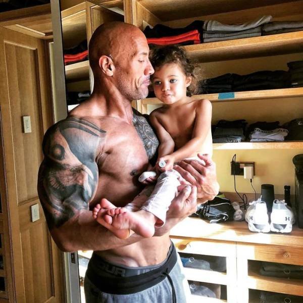 Dwayne Johnson Pictures (28 pics) Dwayne Johnson Pictures (28 pics)