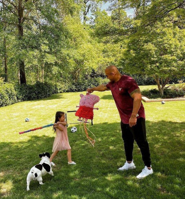 Dwayne Johnson Pictures (28 pics) Dwayne Johnson Pictures (28 pics)