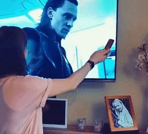 Acid Gifdump, May 5 (25 gifs)