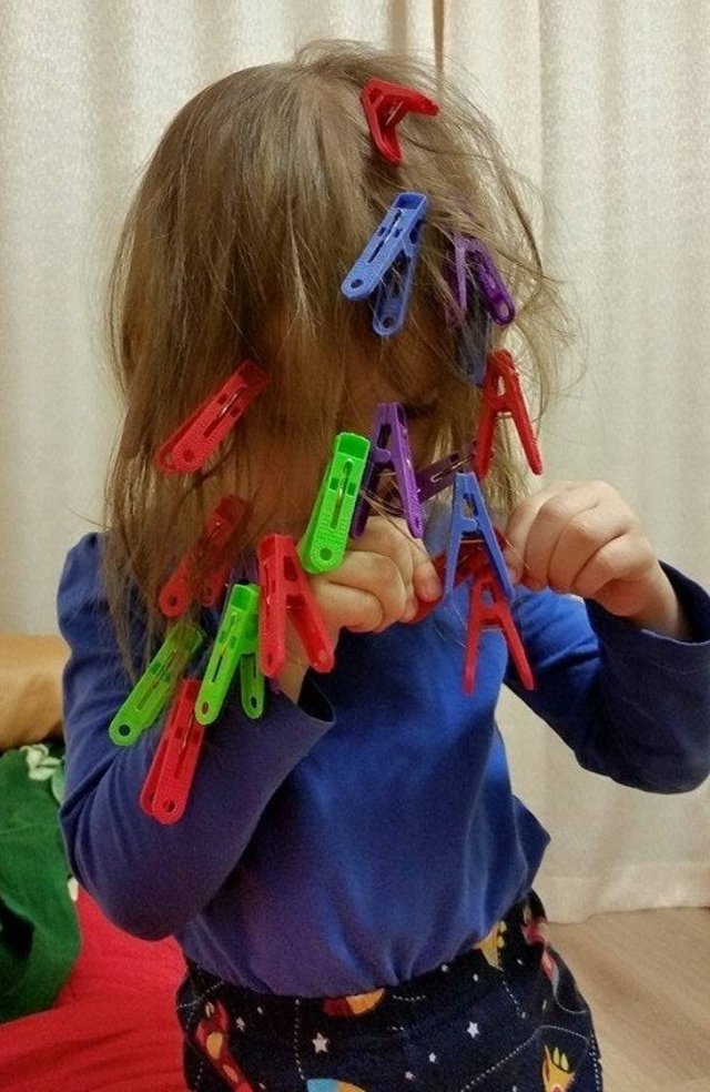 Living With Pets And Children (18 pics) Living With Pets And Children (18 pics)