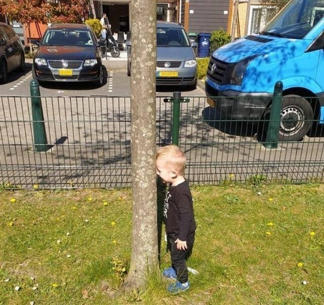 Living With Children (20 pics) Living With Children (20 pics)