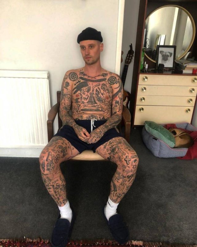 This British Guy Adds A New Tattoo Every Day Until Quarantine Ends (11 pics)