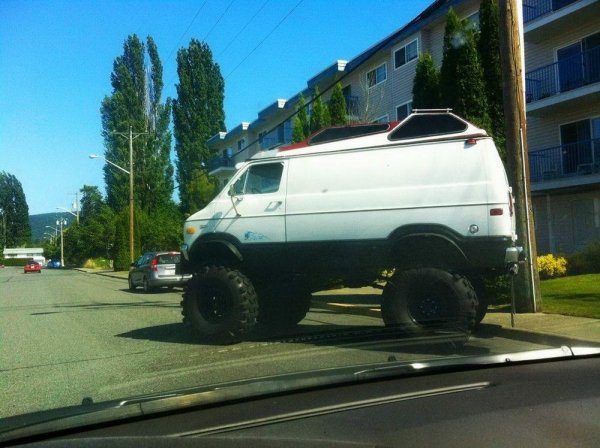 Weird Cars (34 pics)