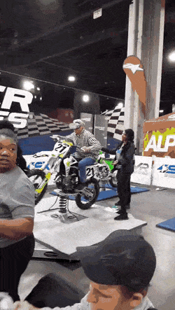 Acid Gifdump, May 8 (25 gifs)