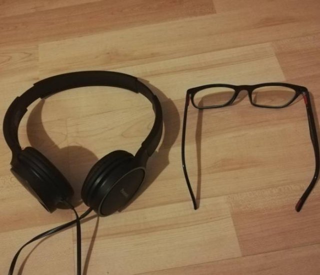 Annoying Things (45 pics) Annoying Things (45 pics)
