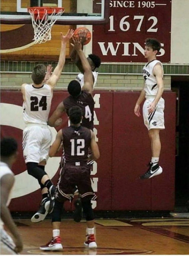 Right Moment (45 pics)