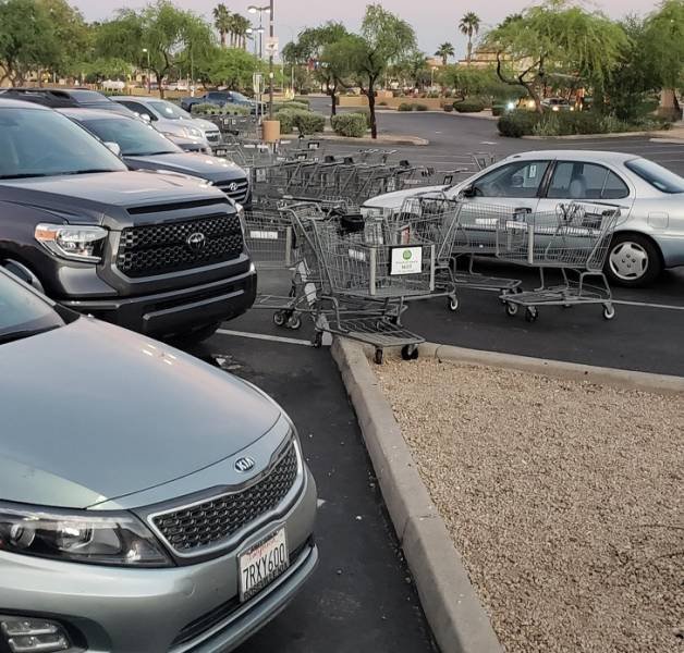 Annoying Things (45 pics) Annoying Things (45 pics)