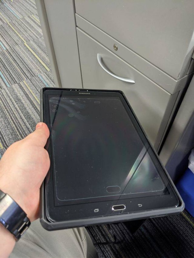 Tech Support Struggles (40 pics)