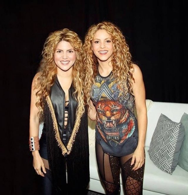 These People Are Celebrity Doppelgangers (21 pics) These People Are Celebrity Doppelgangers (21 pics)