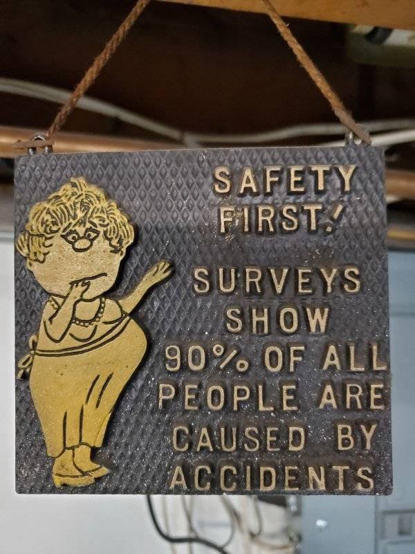 Thrift Shops Treasures (63 pics)