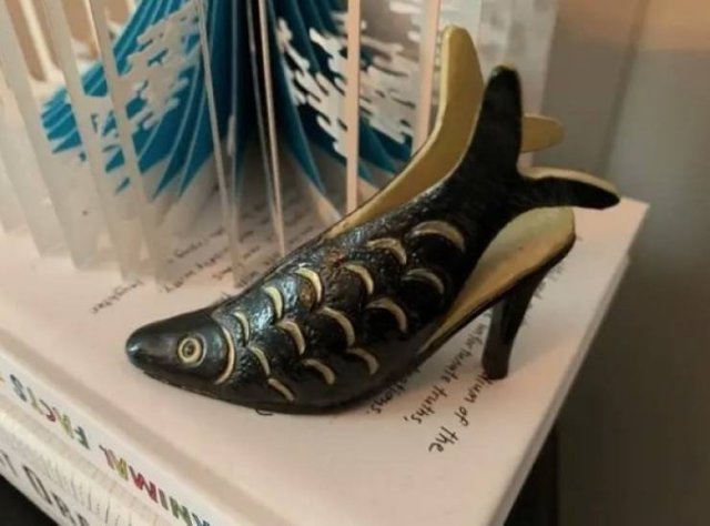 Thrift Shops Treasures (63 pics)