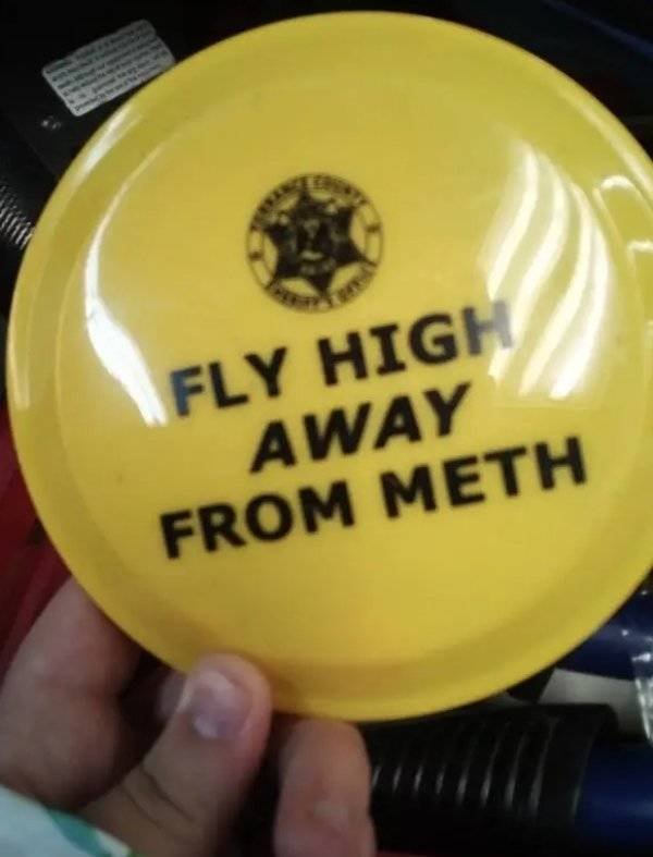 Thrift Shops Treasures (63 pics)