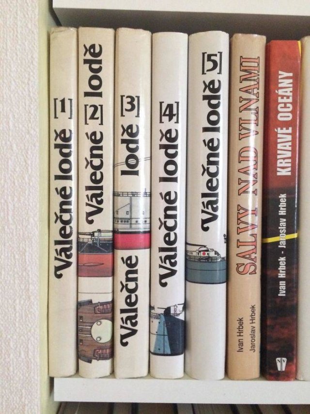 Book Lovers Struggles (40 pics)