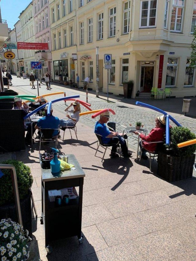 Quarantine Loosening In Different Countries (32 pics)