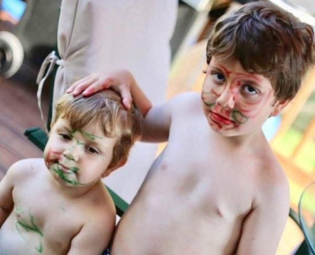 Living With Children (51 pics)