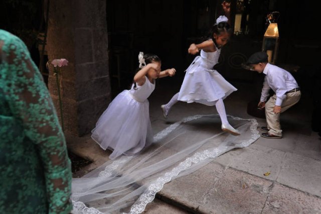 Kids And Weddings (31 pics) Kids And Weddings (31 pics)