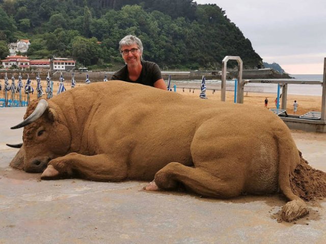 Sand Sculptures By Andoni Bastarrika (38 pics)