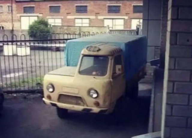 Weird Cars (38 pics)