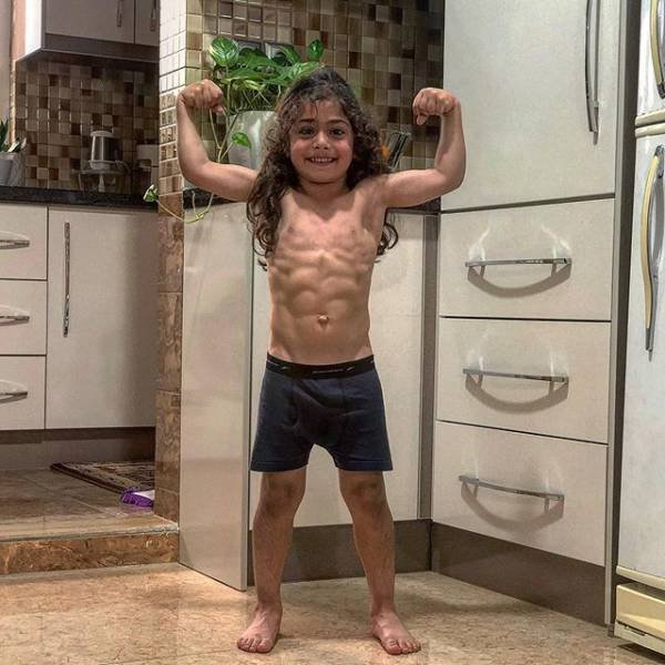Strong 6-Year-Old Iranian Boy (11 pics)