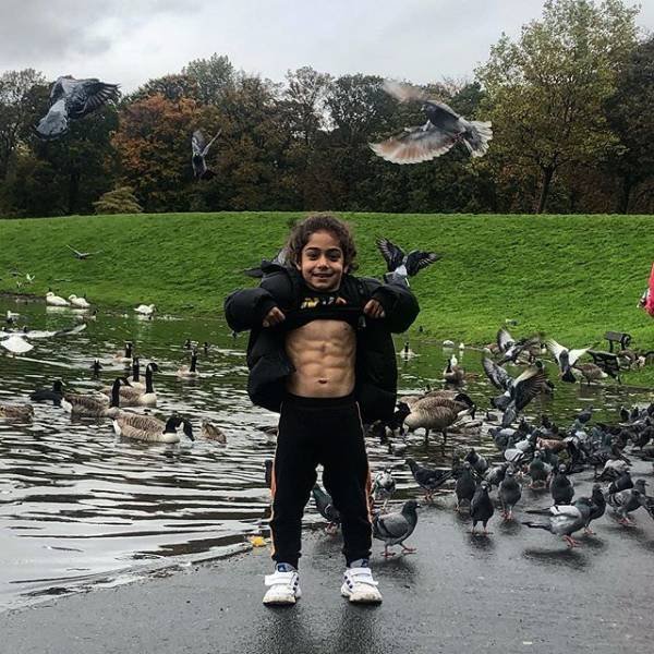 Strong 6-Year-Old Iranian Boy (11 pics)