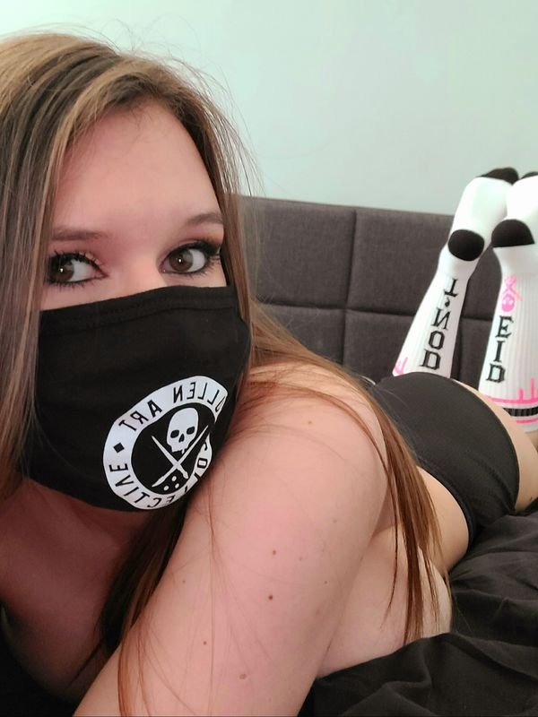 Hot Girls (88 pics)