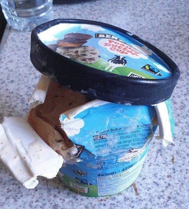 Relationship Struggles (20 pics)
