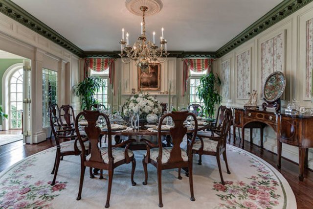 Look At This Luxury Mansion (28 pics)