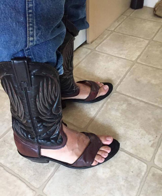 Weird Cowboy Boot Sandals Trend (21 pics)